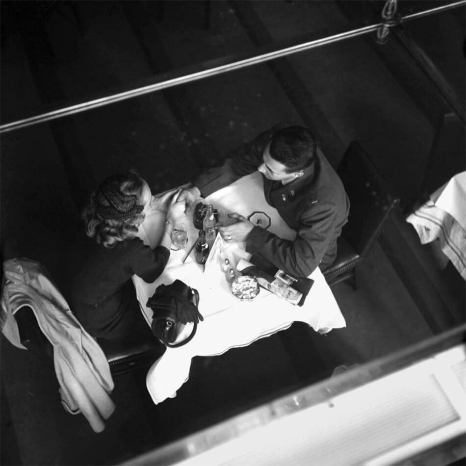 Vivian Maier (American 1926-2009), New York, NY, April 1953, ©Estate of Vivian Maier, Courtesy of Maloof Collection and Howard Greenberg Gallery, NY