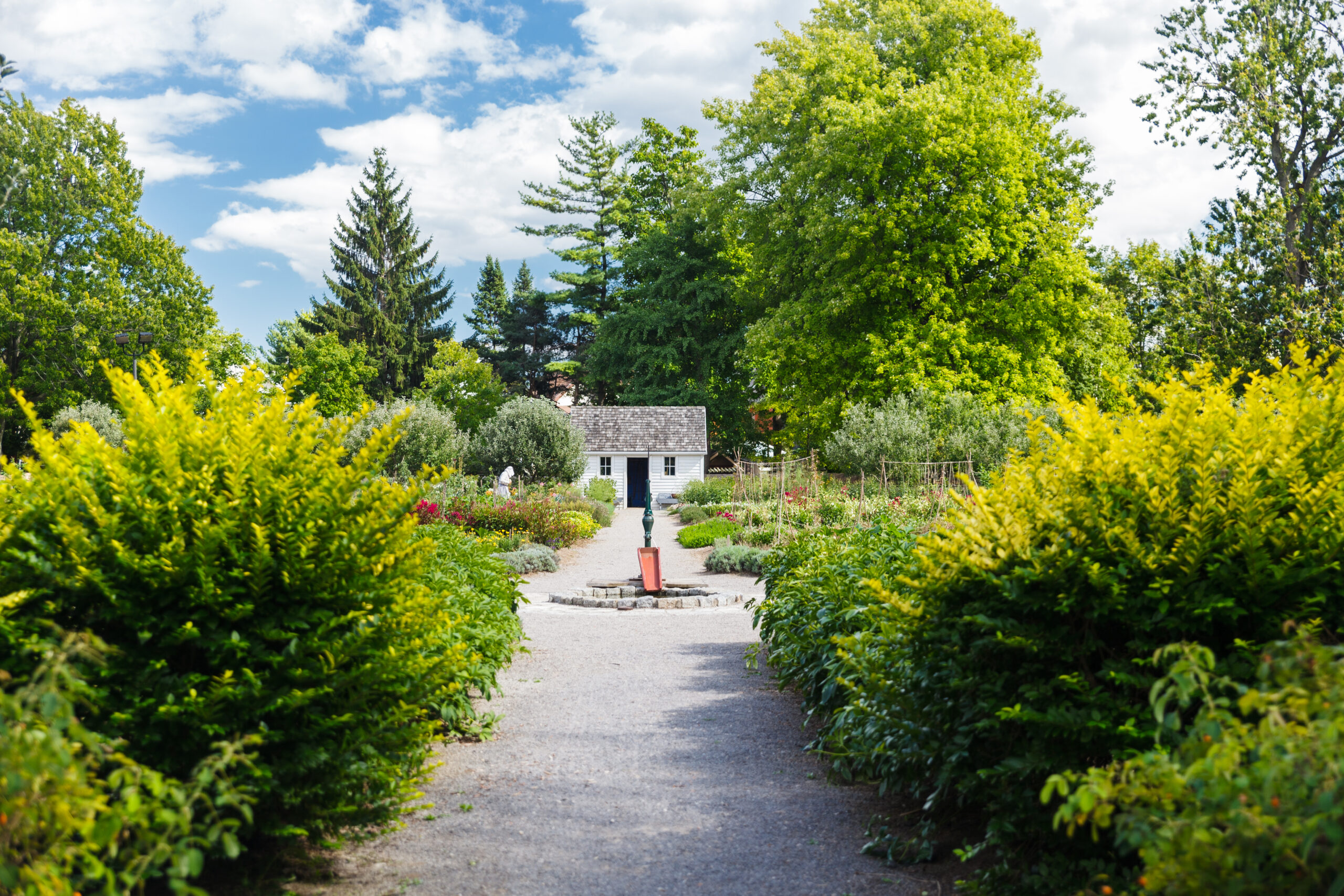 Floral Art Series: En Plein Air at Dundurn Kitchen Gardens